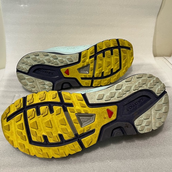 Salomon Vibe mint blue green sneakers size 8 worn only a few times - Picture 9 of 13